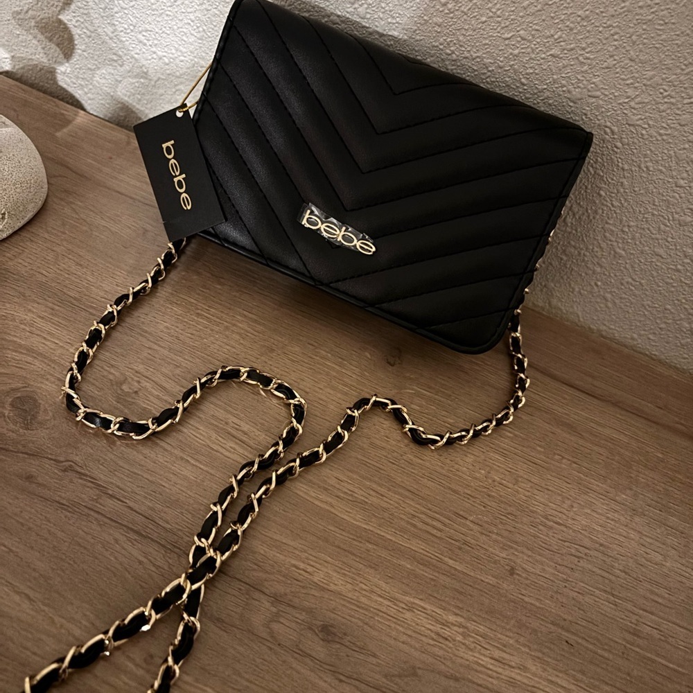 Bebe Black Chevron Crossbody Bag - Picture 3 of 5